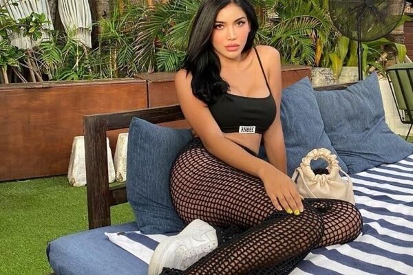 Selebritas transgender Indonesia, Millen Cyrus, dipindahkan ke sel penjara pribadi setelah kemarahan