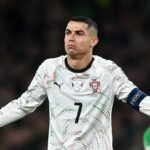 Cristiano Ronaldo terancam larangan bermain di Piala Dunia setelah kartu merah pertama Portugal dalam kekalahan dari Irlandia