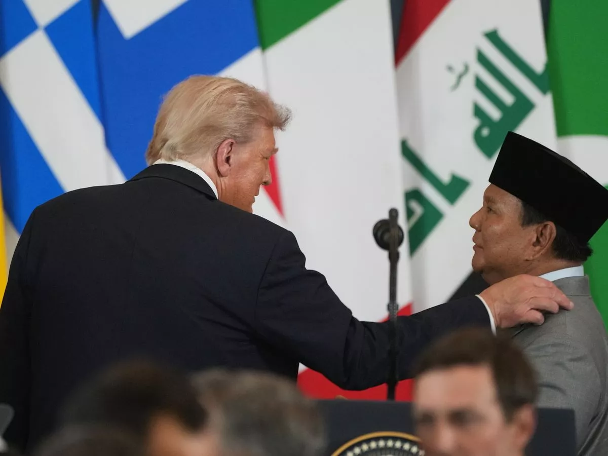 Eric Trump menjelaskan momen hot mic Donald dengan pemimpin Indonesia saat ia memuji 'anak baik'