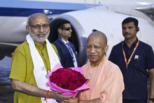 'Hidup saya berubah setelah mandi di Sungai Gangga dan menjadi vegetarian' Wakil Presiden