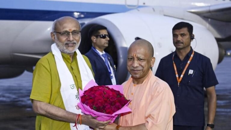 'Hidup saya berubah setelah mandi di Sungai Gangga dan menjadi vegetarian' Wakil Presiden