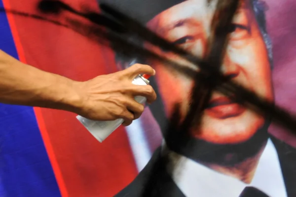 Indonesia menetapkan mantan presiden Soeharto sebagai pahlawan nasional anumerta