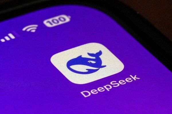 DeepSeek akan meluncurkan model AI generasi berikutnya tahun ini dengan fitur agen yang lebih cerdas