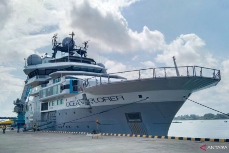 Indonesia dan OceanX memulai misi untuk mempelajari gunung api bawah laut Sulawesi