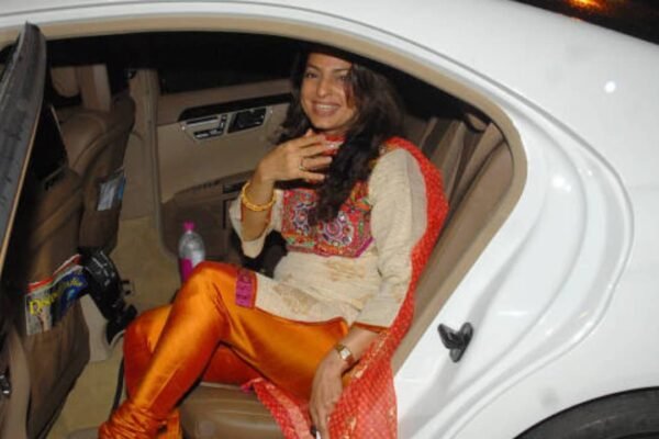 Kekayaan Bersih Juhi Chawla: Aset dan Gaya Hidup Aktris Terkaya di India; Baca Terus