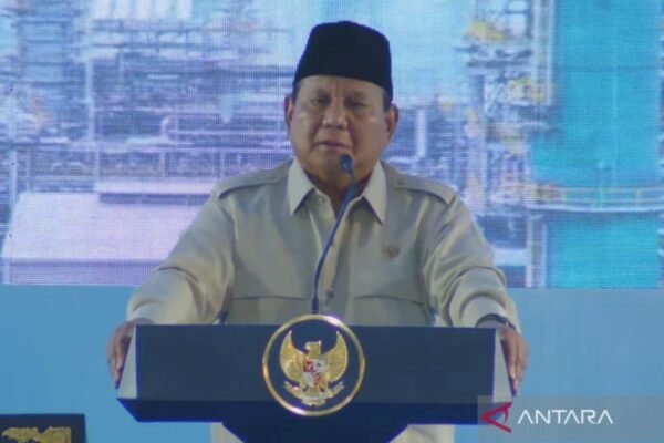 Indonesia akan memulai 34 proyek pengolahan sampah menjadi energi, kata Prabowo.