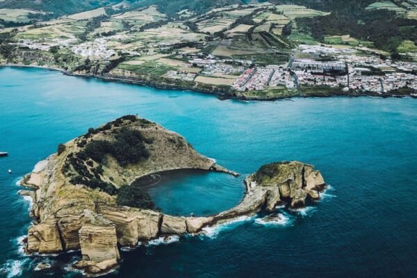 Hidup di Azores: kelebihan, kekurangan, biaya, dan tempat terbaik untuk tinggal