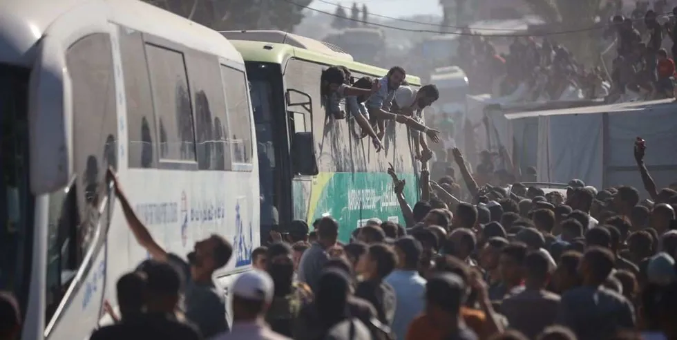 Berita Terkini: Hambatan bagi perdamaian di Gaza, Ketegangan di perbatasan Afghanistan-Pakistan, Perdana Menteri Indonesia dan Trump tertangkap mikrofon terbuka