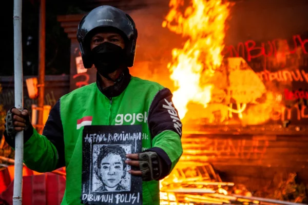 Mengapa demonstrasi anti-pemerintah terjadi di Indonesia?