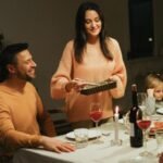 Orang dalam keluarga Anda yang selalu mengingat setiap ulang tahun, alergi, dan kesukaan biasanya adalah orang yang sama yang tidak pernah terpikirkan oleh siapa pun untuk ditengok