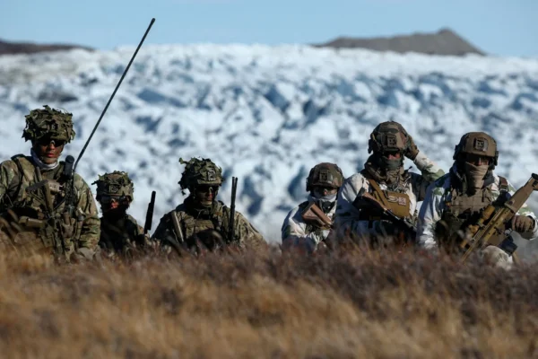 Sekutu-sekutu Greenland berjanji akan mengambil tindakan jika Trump berupaya merebut pulau terbesar di dunia
