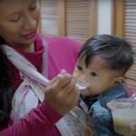 Upaya Penyelamat di Indonesia: Program gizi anak berupaya meningkatkan kesehatan dan kesejahteraan.