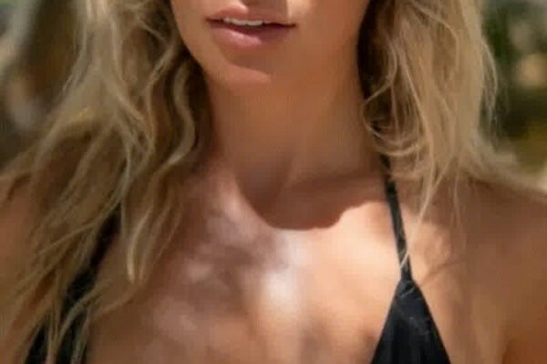 Bonnie Blue Didakwa Melanggar 'Kesusilaan Umum' Setelah Menirukan Tindakan Seksual, Terancam Hukuman Penjara