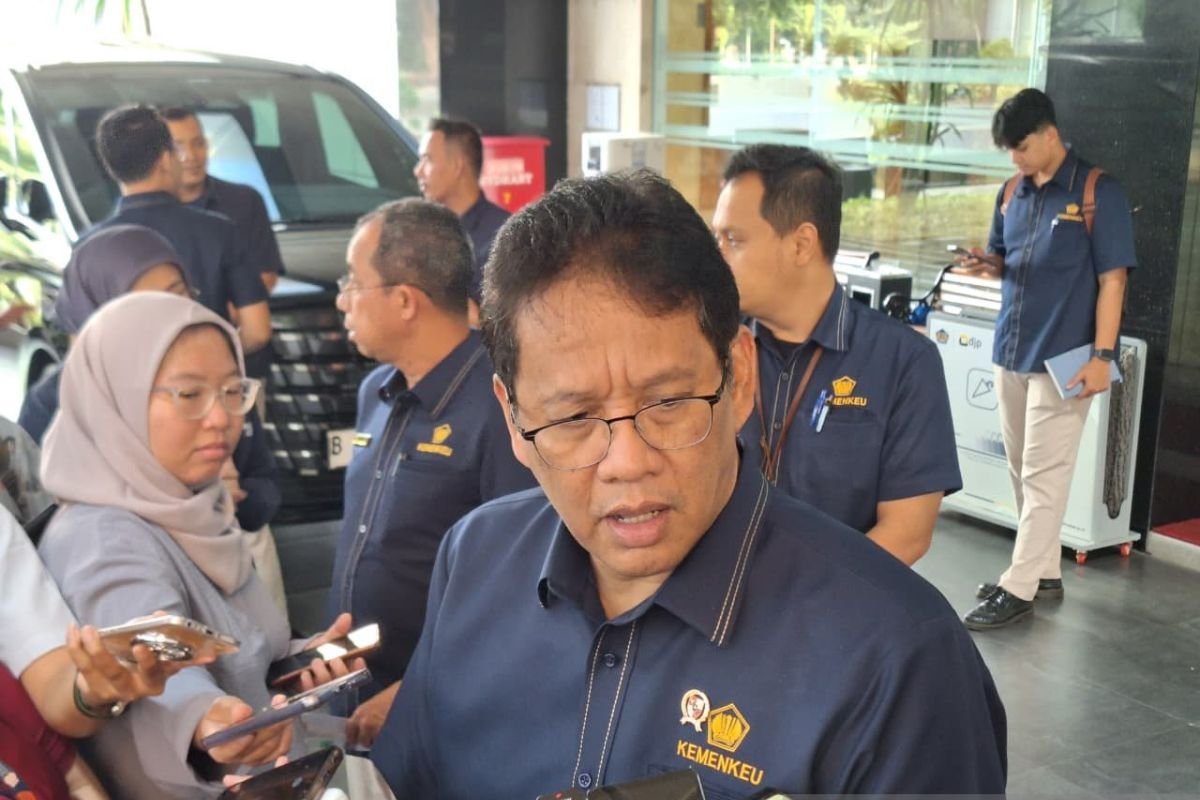 Dana sebesar Rp200 triliun mendongkrak aktivitas ekonomi Indonesia: Menteri