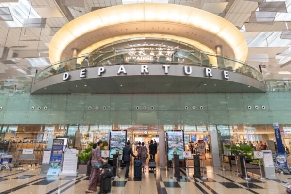 Gangguan penerbangan di Timur Tengah: Panduan bagi para pelancong dari Singapura