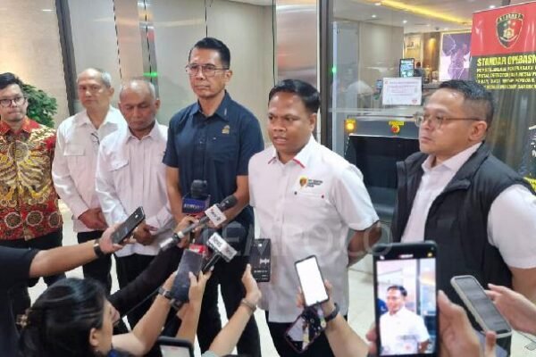 Indonesia Membentuk Satuan Tugas untuk Menangani Pengeboran Minyak Ilegal