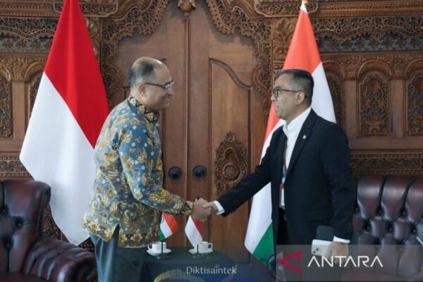 Indonesia dan India menjajaki kerja sama di bidang pendidikan tinggi dalam bidang bisnis dan ekonomi