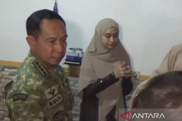 Indonesia memberikan penghargaan berupa kenaikan pangkat dan kompensasi kepada pasukan penjaga perdamaian PBB yang gugur