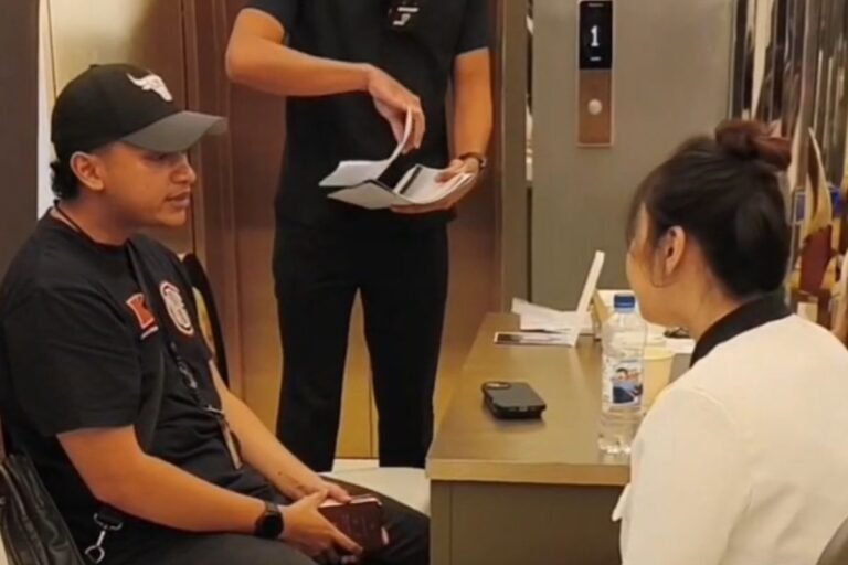 Indonesia mendeportasi 13 warga negara Tiongkok karena melanggar aturan terkait pemotretan berbayar